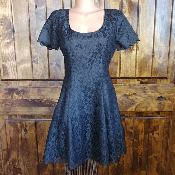 Vintage Dresses & Skirts - Vintage lace cocktail dress